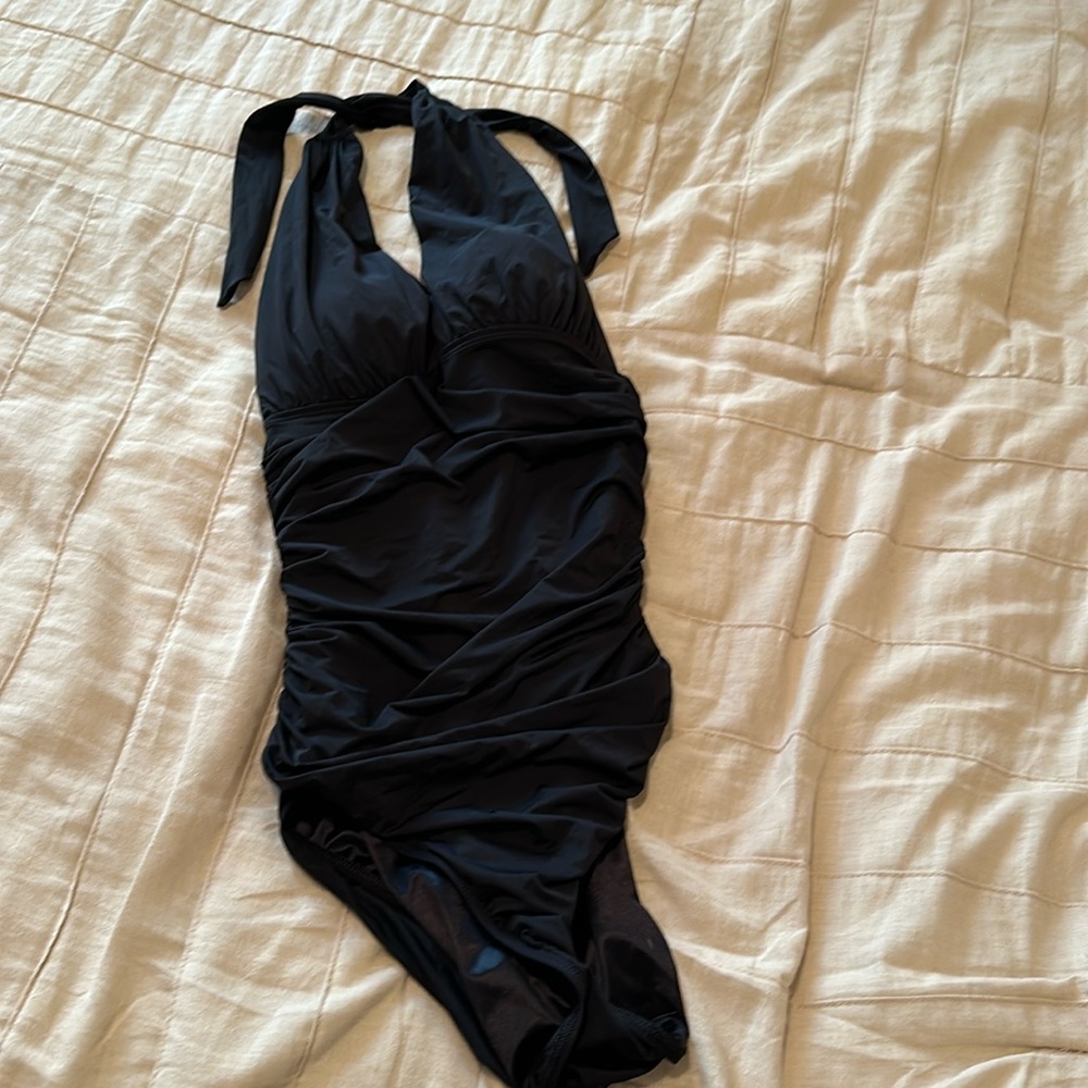 Victoria Secret rusched low neck swim M